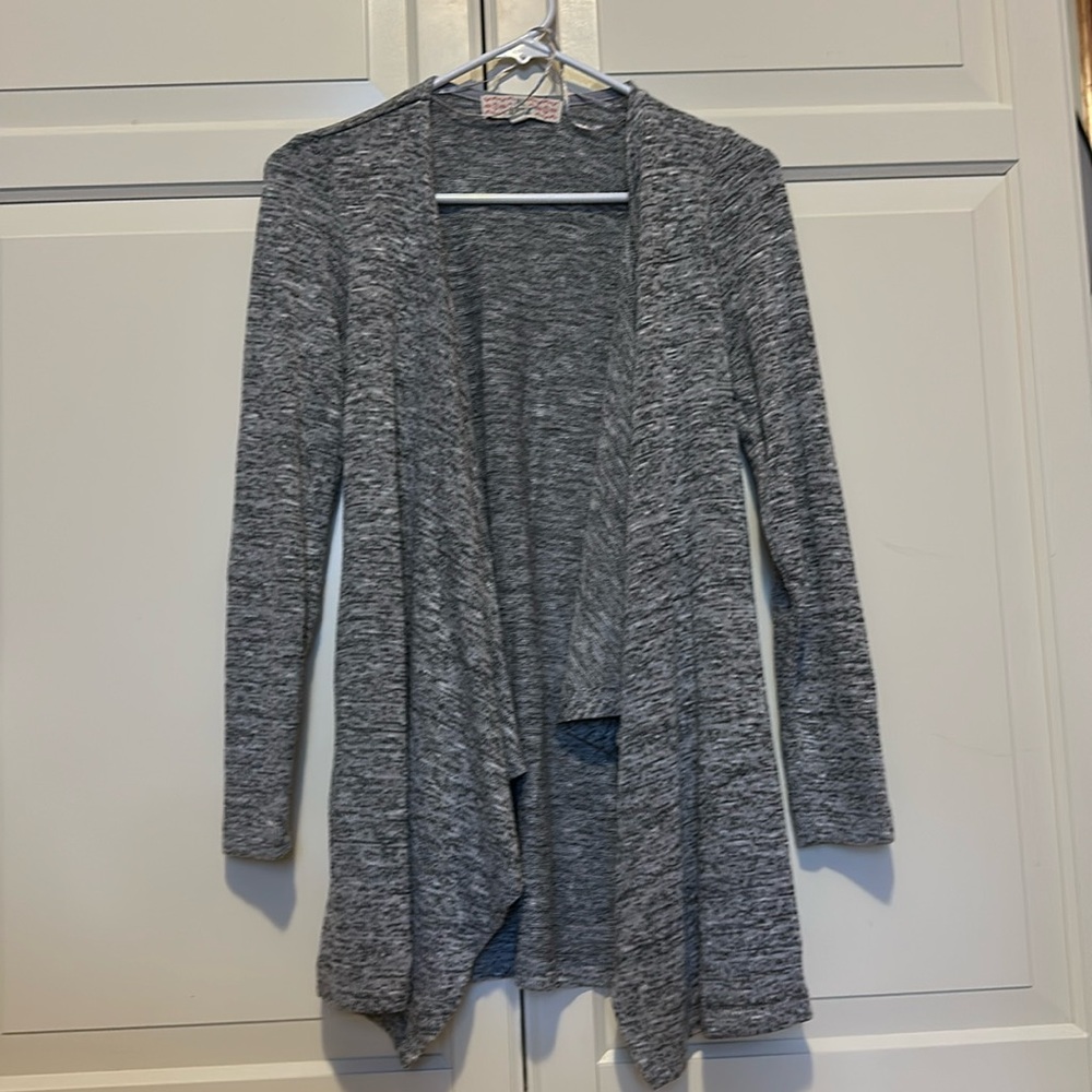 Gray women’s long sleeve cardigan